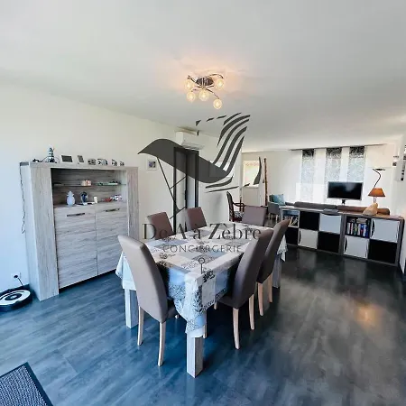 Holiday home Des Claires - Avec Piscine Creusee Privative, Aux Portes De L'ile D'oleron *